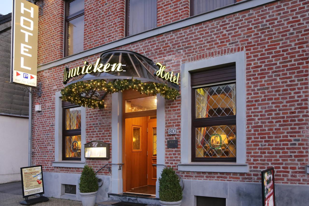 Hotel Mennicken Wurselen Ngoại thất bức ảnh